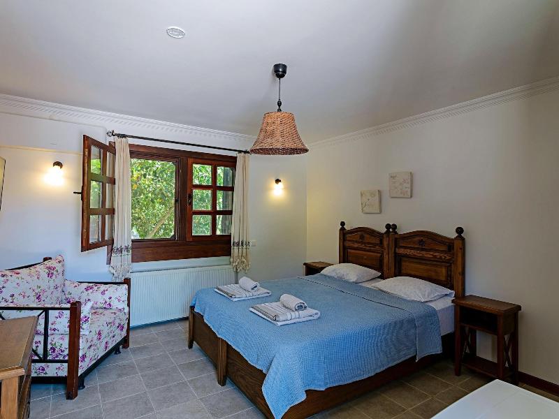 Villa Vino image