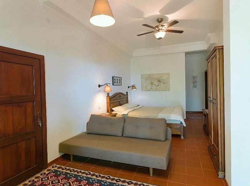 Villa Vino image