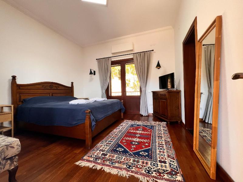 Villa Vino image