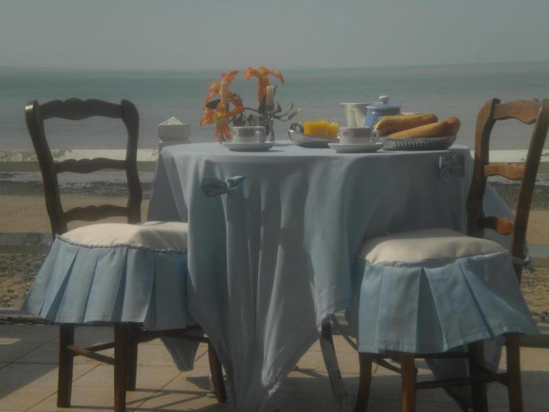 Villa Les Dunes image