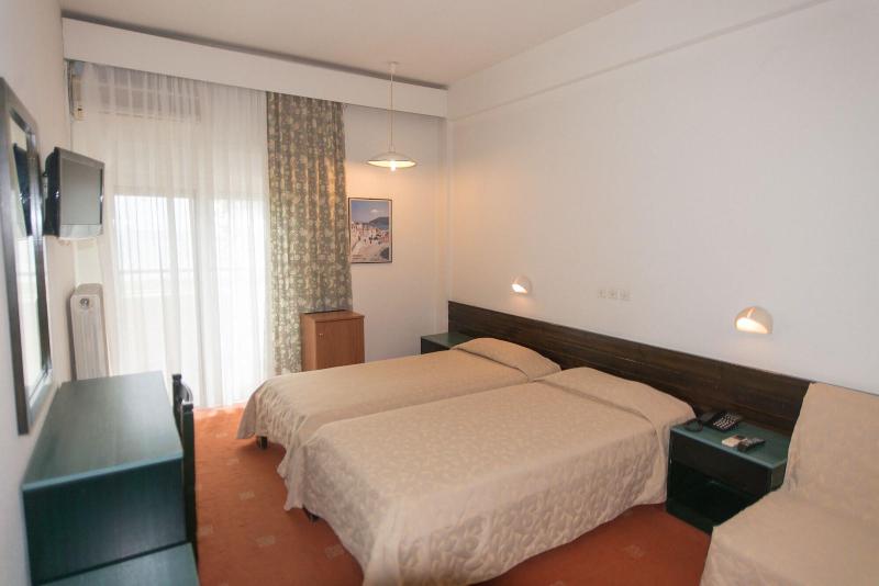 Hotel Plaza image