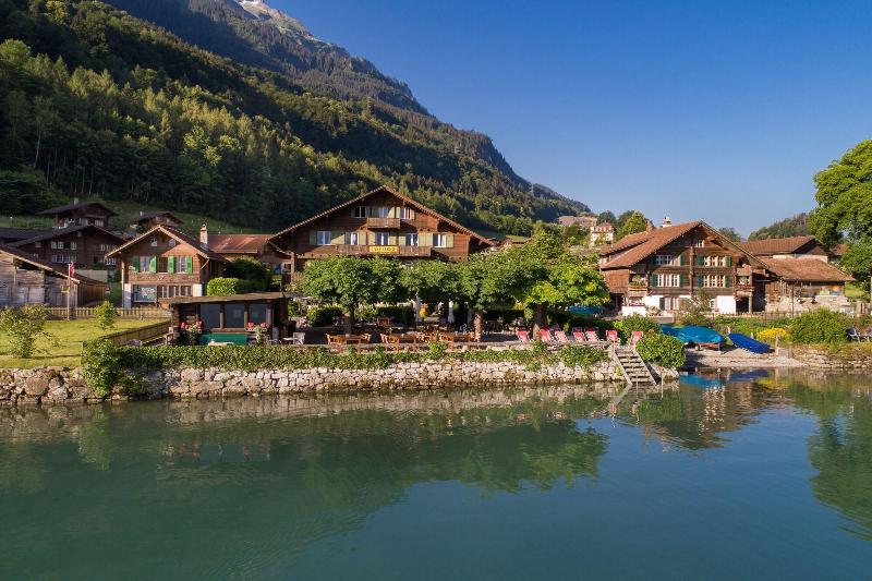 Lake Lodge Hostel image