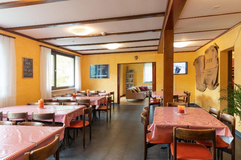 Lake Lodge Hostel image