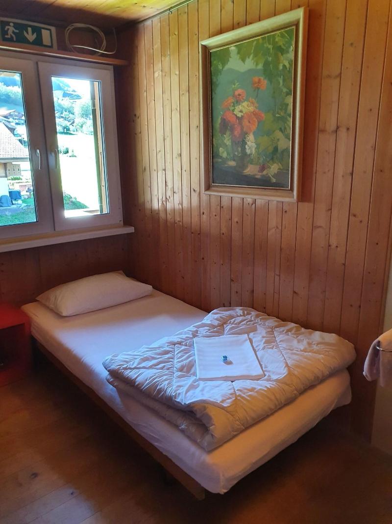 Lake Lodge Hostel image