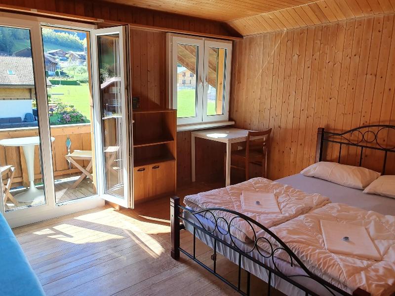 Lake Lodge Hostel image