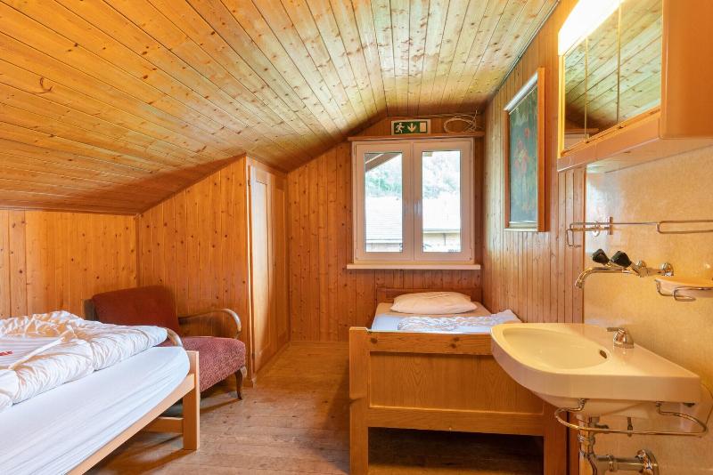 Lake Lodge Hostel image