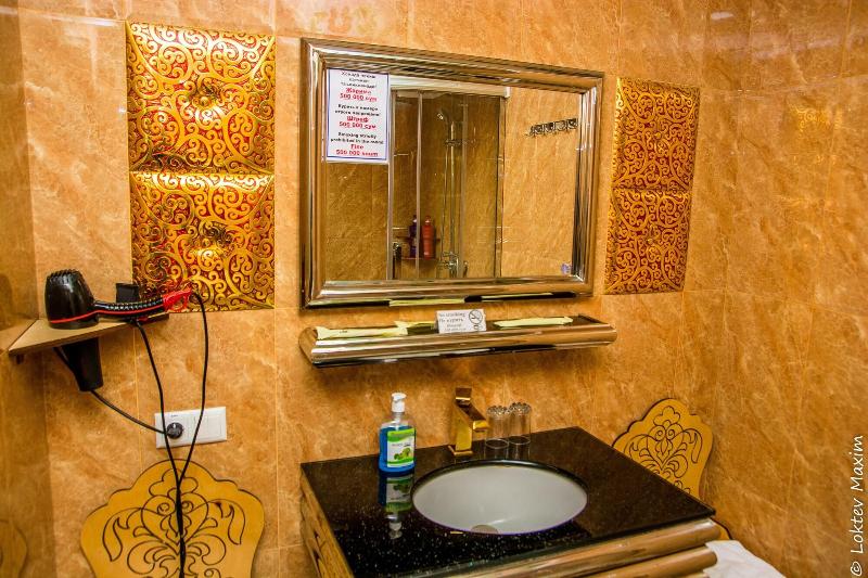 Hotel Hon Saroy image