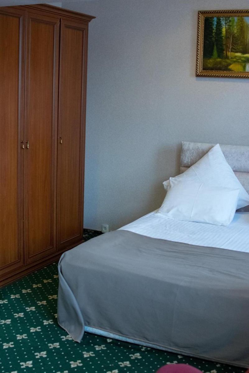 Hotel Saya image