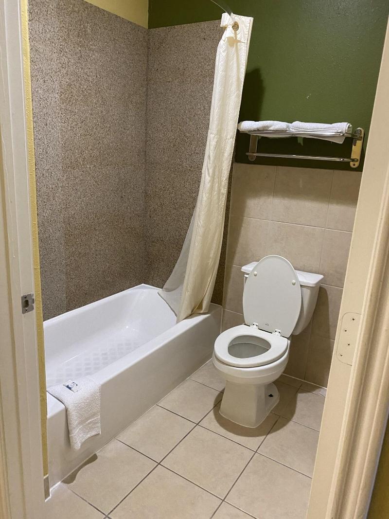 Redwood Suites image