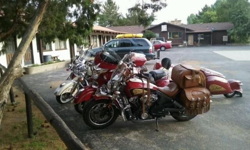 Bunkhouse Motel image