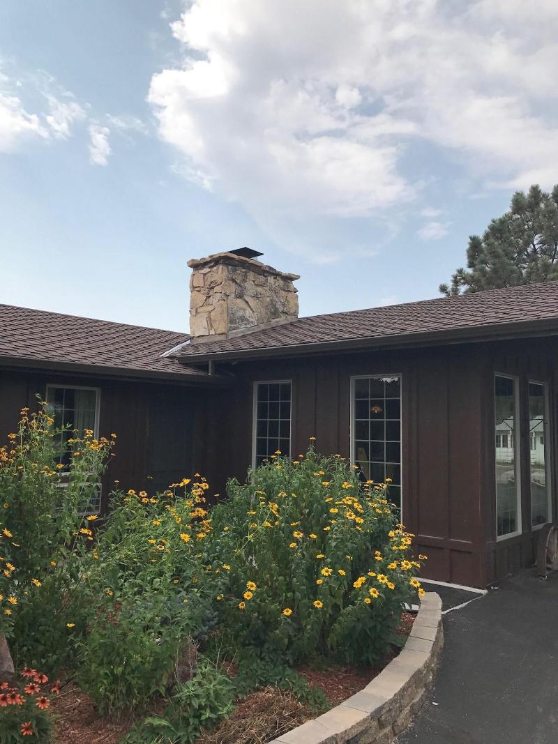 Bunkhouse Motel image