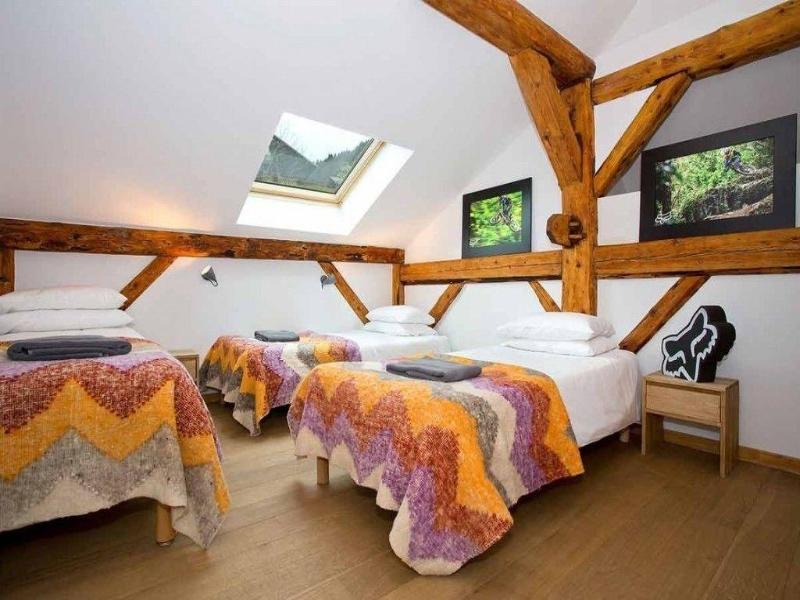 Hideout Hostel image