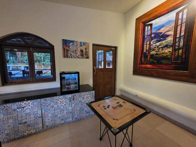 Coastal Suites Apart Hotel image