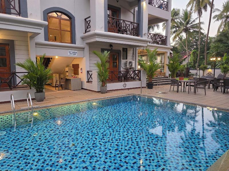 Coastal Suites Apart Hotel image