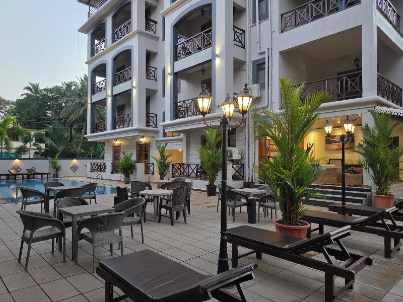 Coastal Suites Apart Hotel image