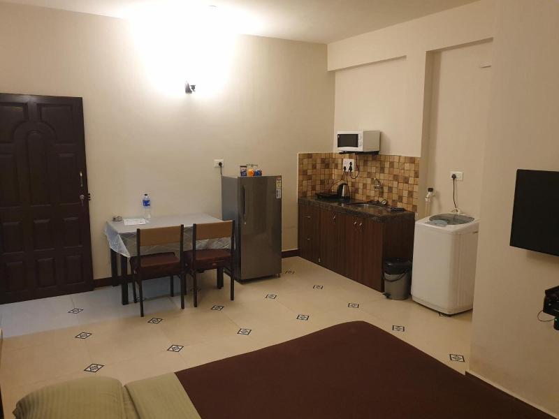 Coastal Suites Apart Hotel image