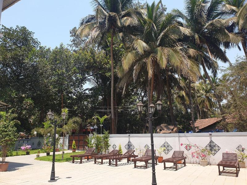 Coastal Suites Apart Hotel image