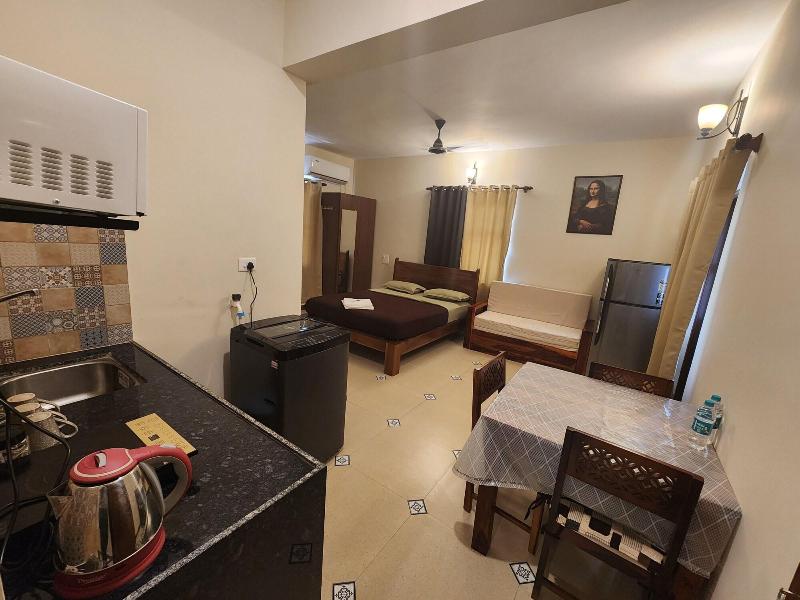Coastal Suites Apart Hotel image