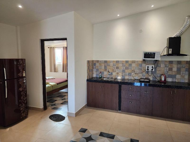 Coastal Suites Apart Hotel image