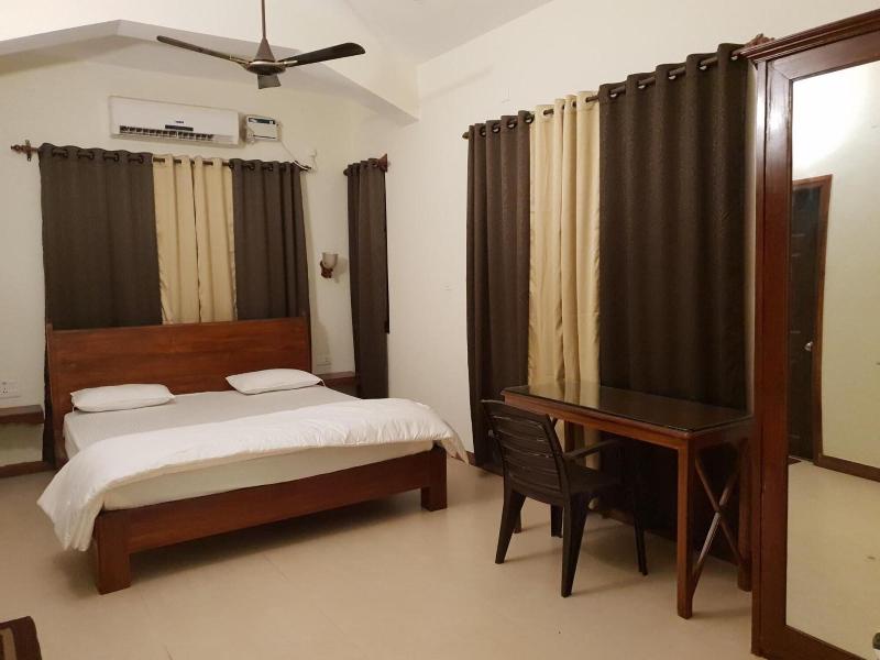 Coastal Suites Apart Hotel image