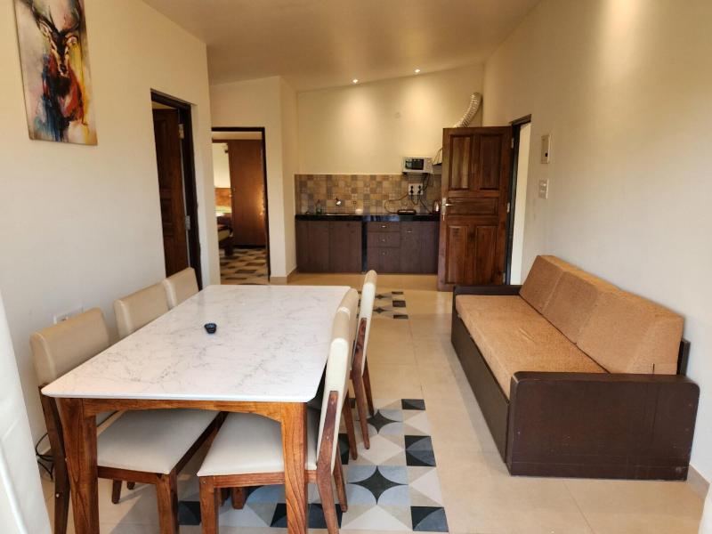 Coastal Suites Apart Hotel image