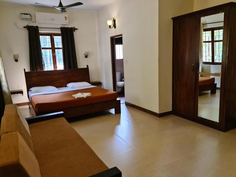 Coastal Suites Apart Hotel image