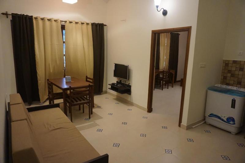 Coastal Suites Apart Hotel image