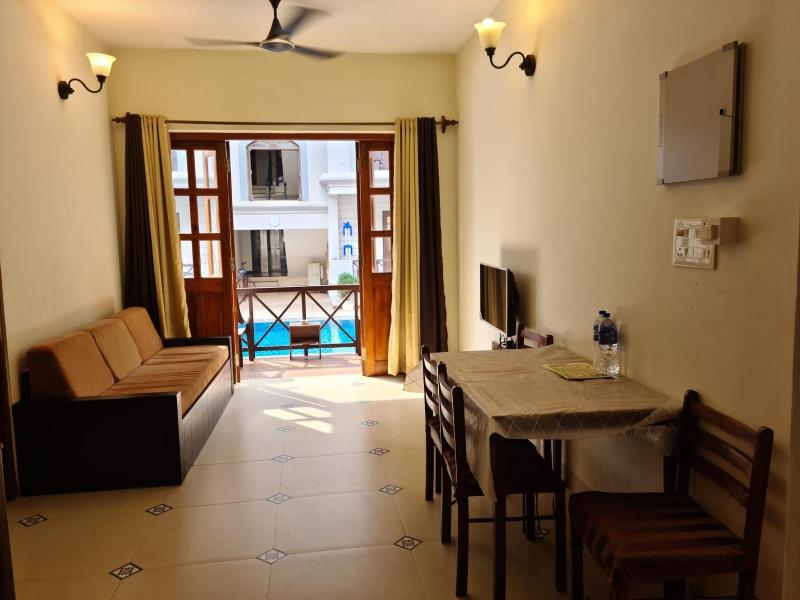 Coastal Suites Apart Hotel image