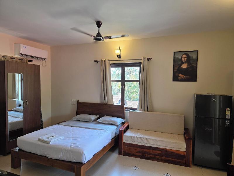 Coastal Suites Apart Hotel image