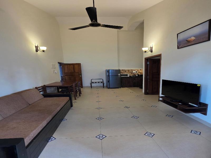 Coastal Suites Apart Hotel image