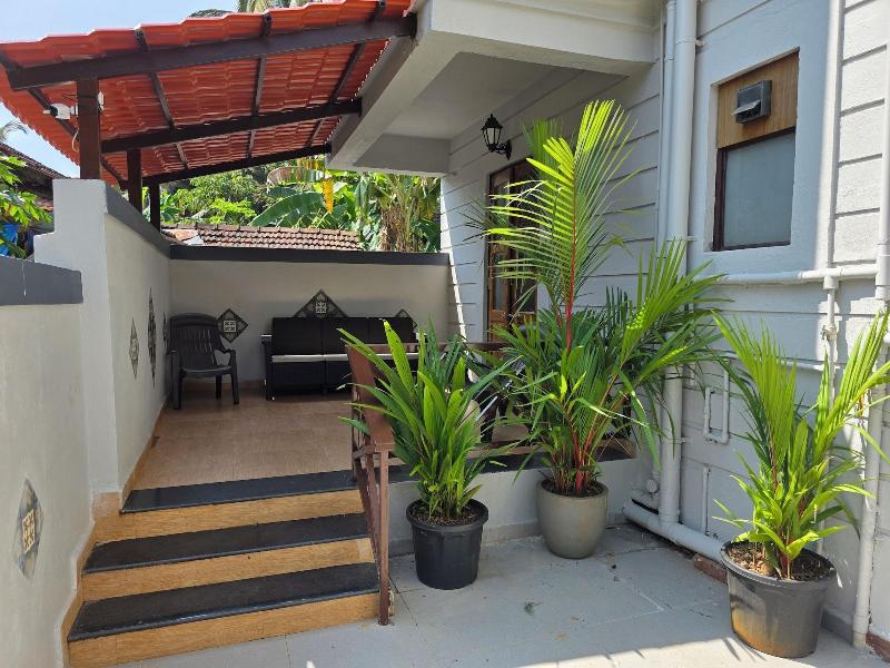 Coastal Suites Apart Hotel image