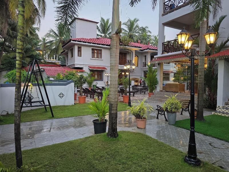 Coastal Suites Apart Hotel image