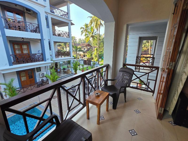 Coastal Suites Apart Hotel image