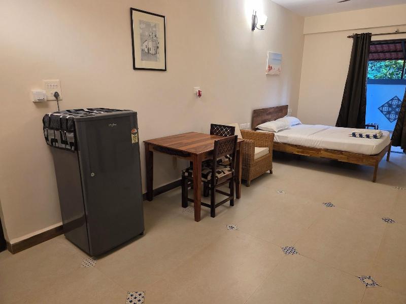 Coastal Suites Apart Hotel image