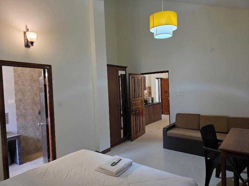 Coastal Suites Apart Hotel image