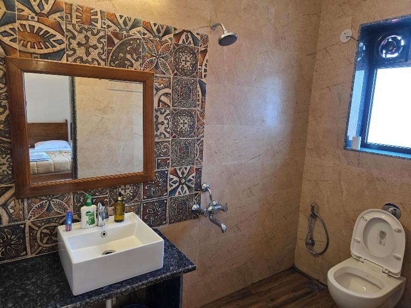 Coastal Suites Apart Hotel image