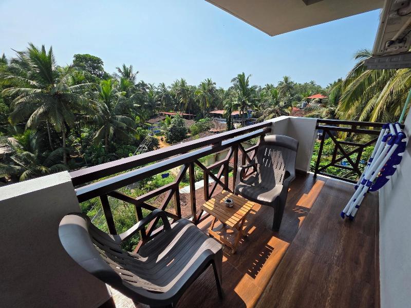 Coastal Suites Apart Hotel image