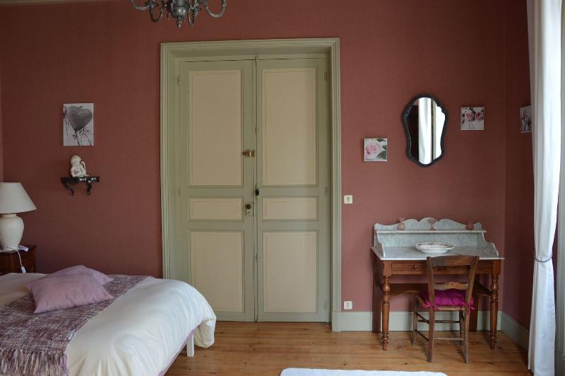 Le Logis Des Bessons image