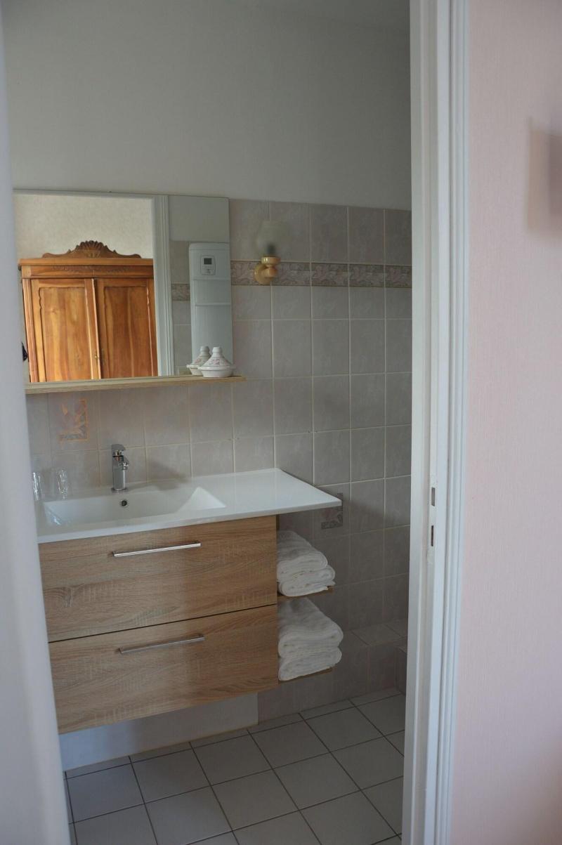 Le Logis Des Bessons image