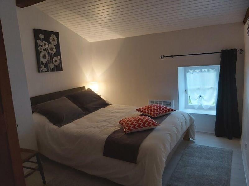 Le Logis Des Bessons image