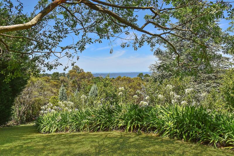Chatelaine Valley Views image