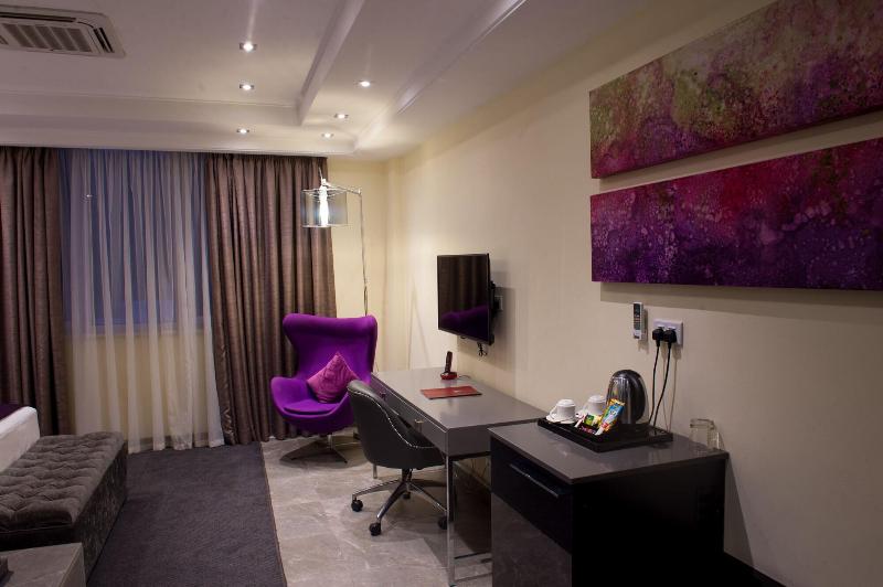 Francis Hotel image
