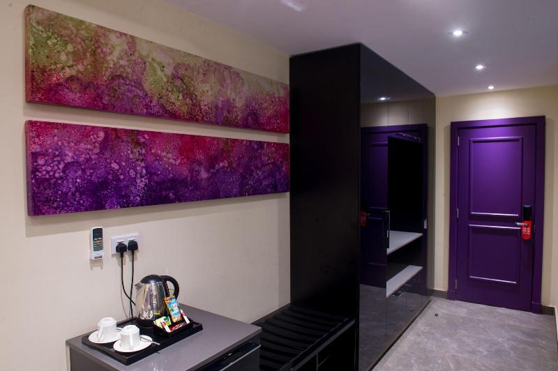 Francis Hotel image