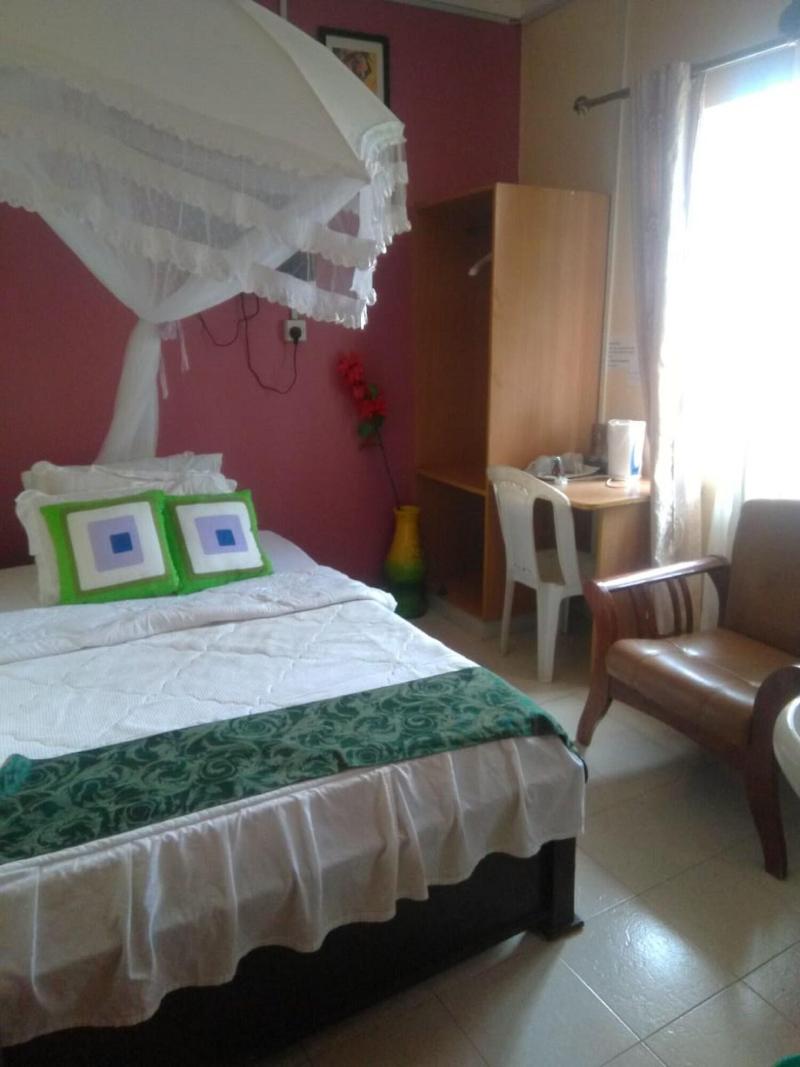 Elsam Mariot Guest House image
