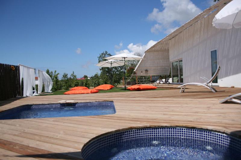 Vilapura Naturism — exterior view