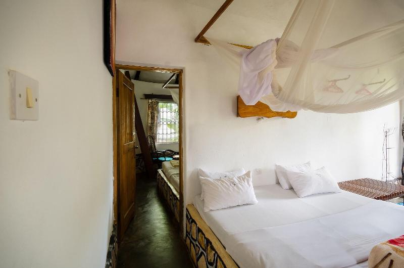 Kingfisher Safaris Resort Hotel image