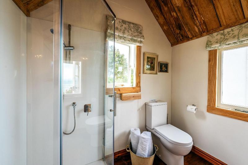 The Settlers Hut image