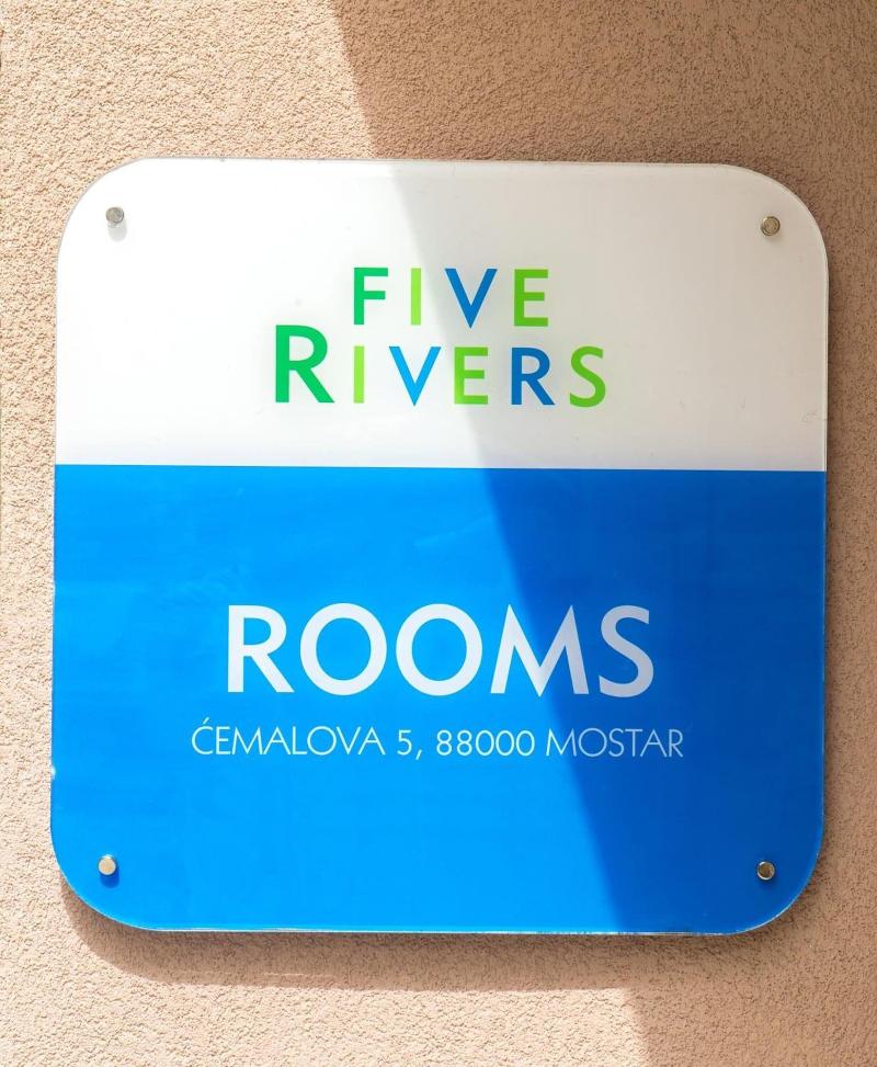Five Rivers Rooms image