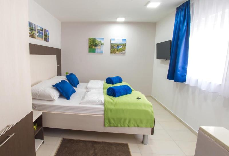 Five Rivers Rooms image