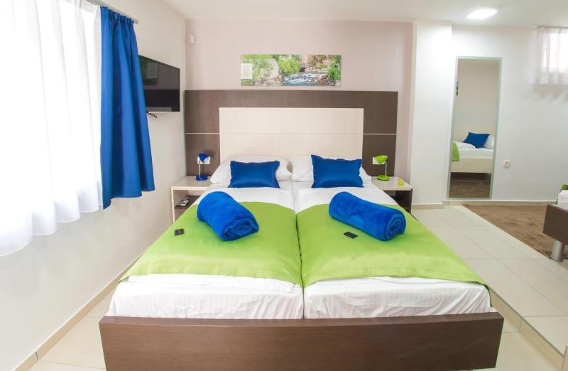Five Rivers Rooms image